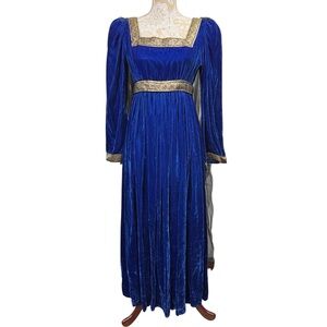 Handmade Blue Velvet Princess Gown Renaissance Medieval Costume Dress S/M